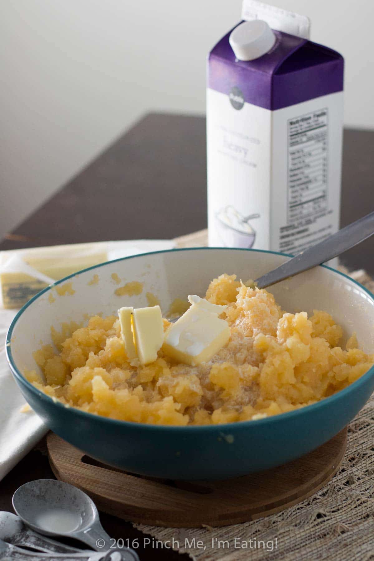 Mashed rutabaga is a delicious, naturally sweet low-carb Thanksgiving side dish made even better with a little nutmeg. You won't want to go back to potatoes! | www.pinchmeimeating.com